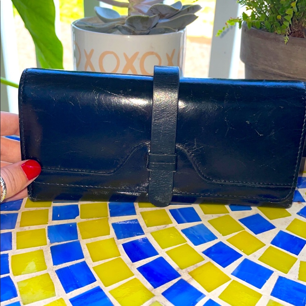 Black Trifold Wallet